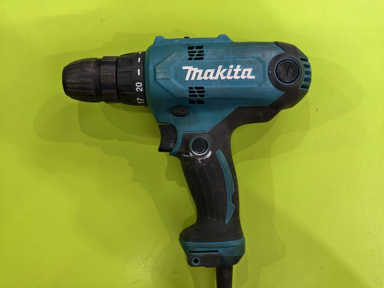 Дрель Makita DF0300