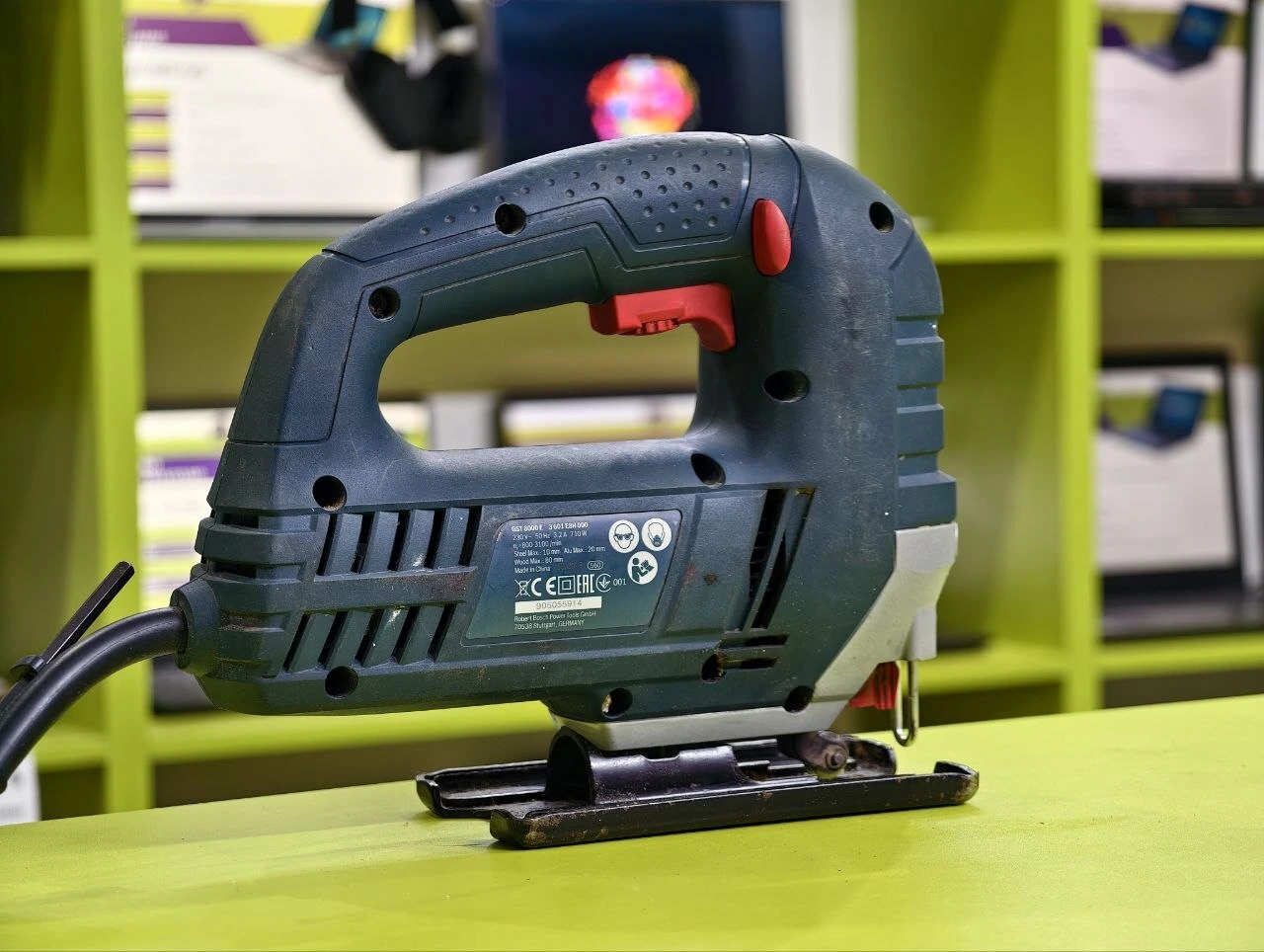 Лобзик Bosch GST 8000E