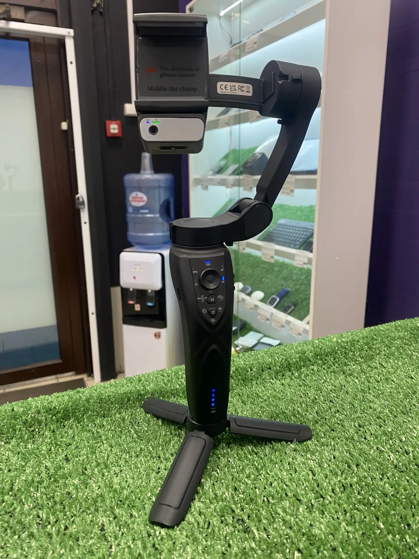 Стабилизатор для телефона 3 Axis Foldable gimbal