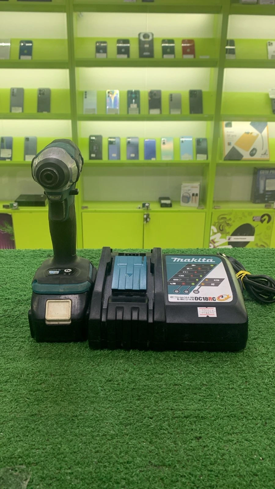 гайкаверт Makita DTD157