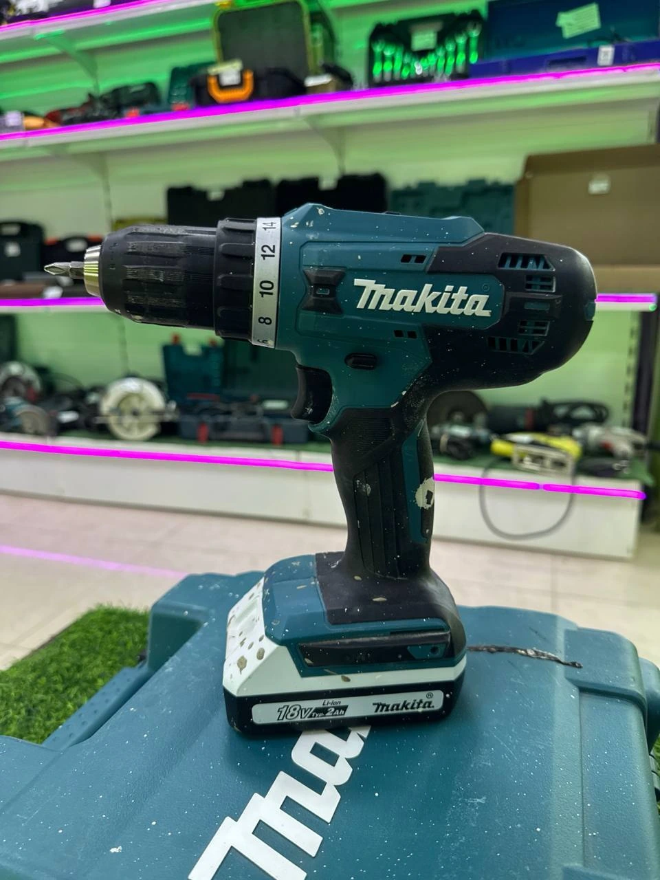 Шуруповерт makita df 488 dwae