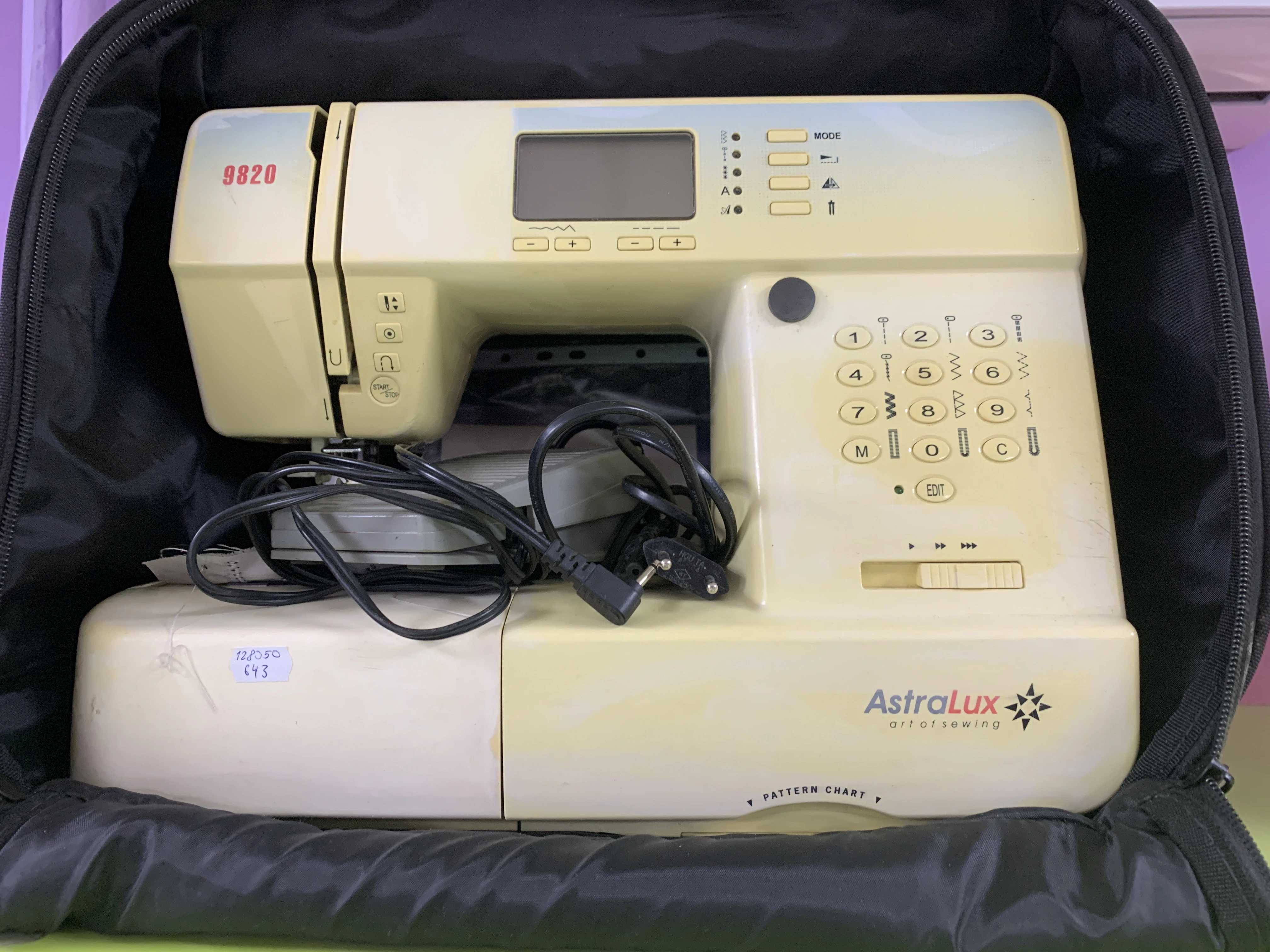 швейная машина AstraLux 9820