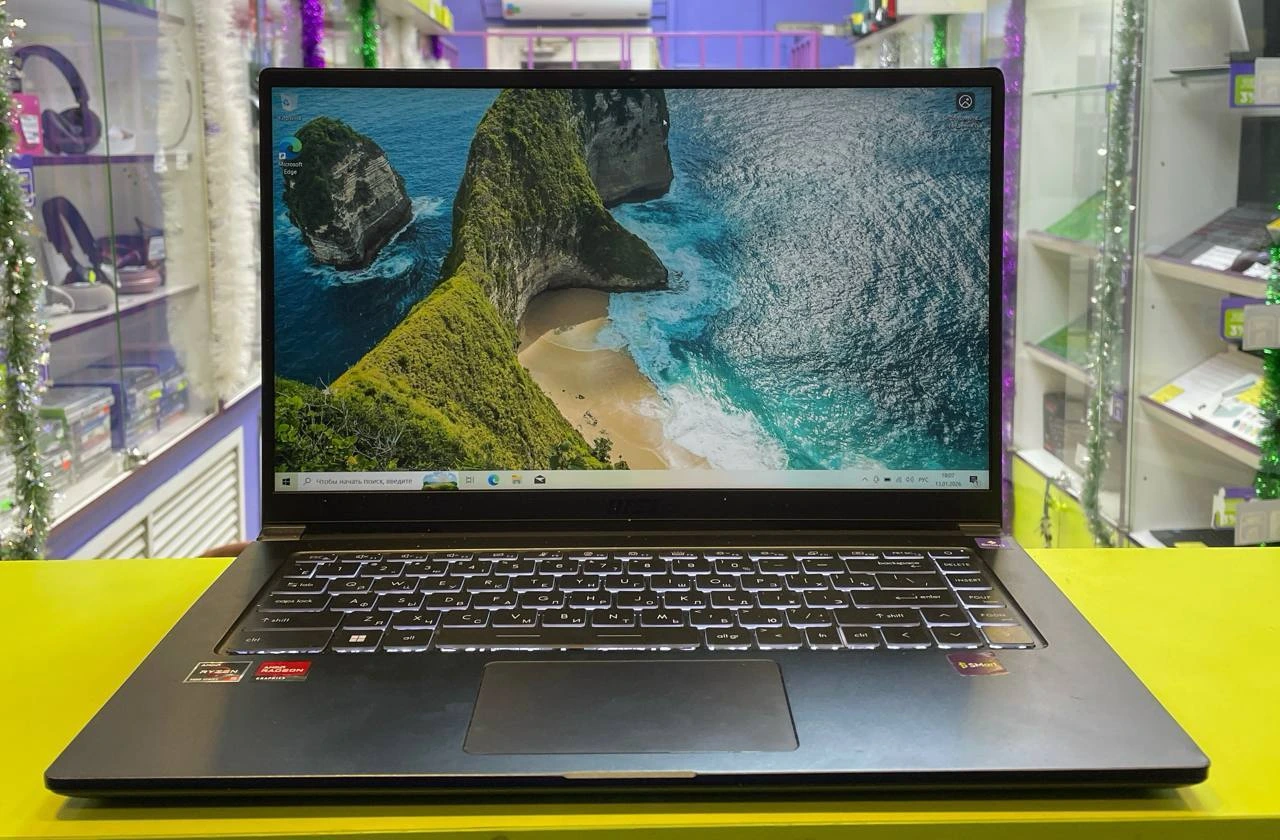 Ноутбук MSI