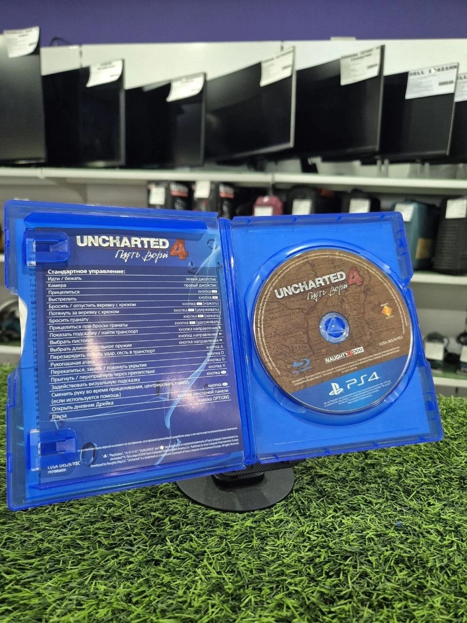Диск Uncharted 4 Путь вора PS4