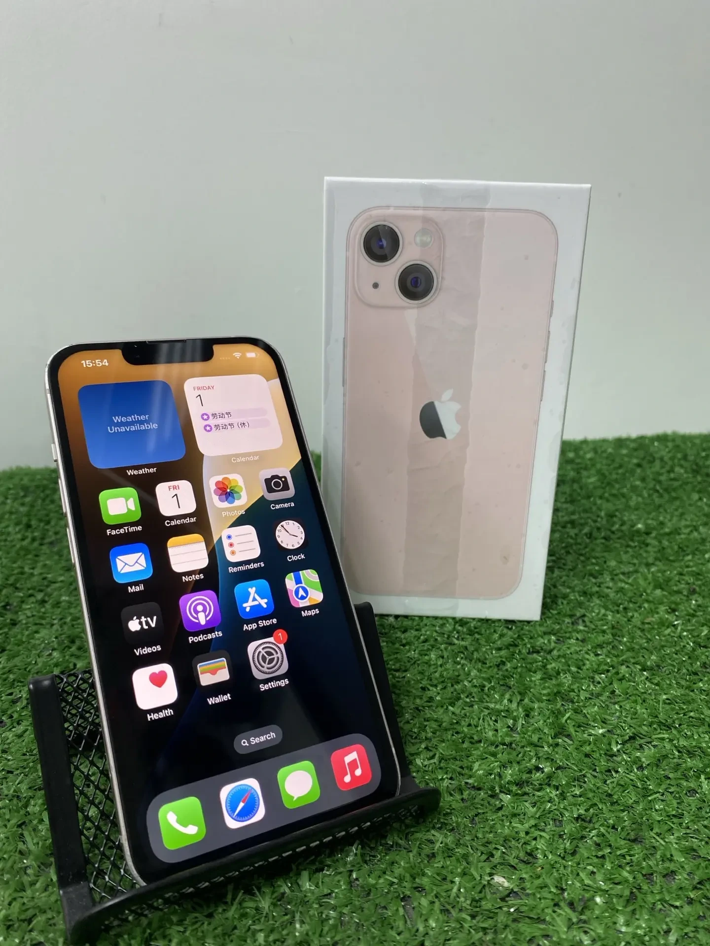 iPhone 13 256 ГБ розовый