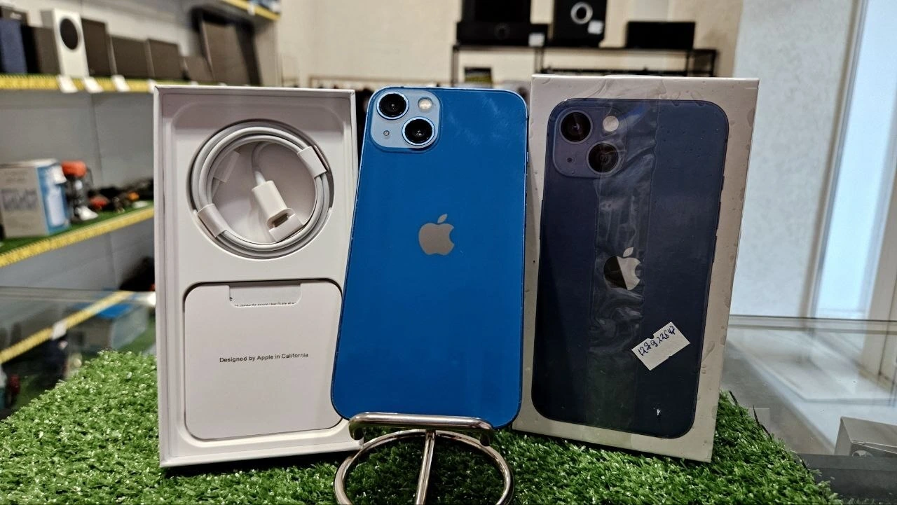 iPhone 13 256 ГБ синий
