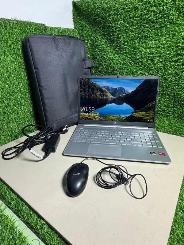 HP Laptop 15s-2038ur AMD Ryzen 3 5300U
