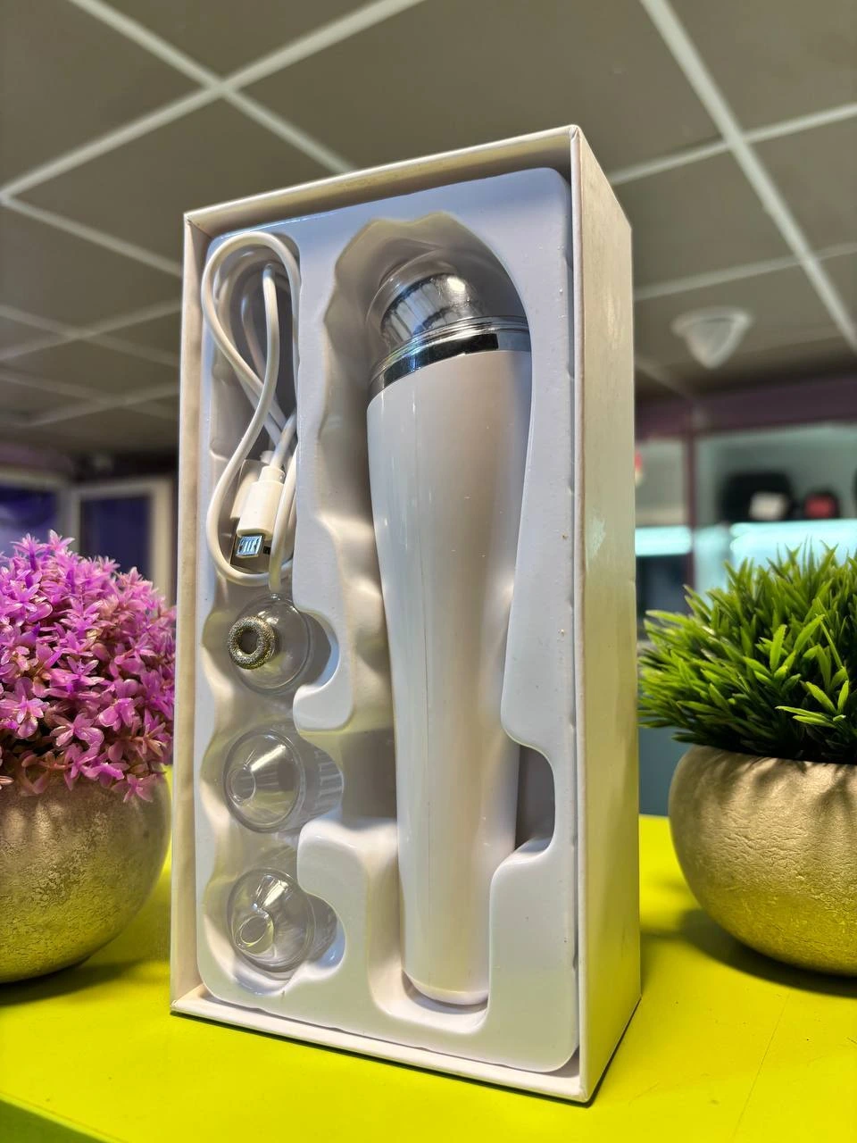 micro crystal sucking blackhead instrument