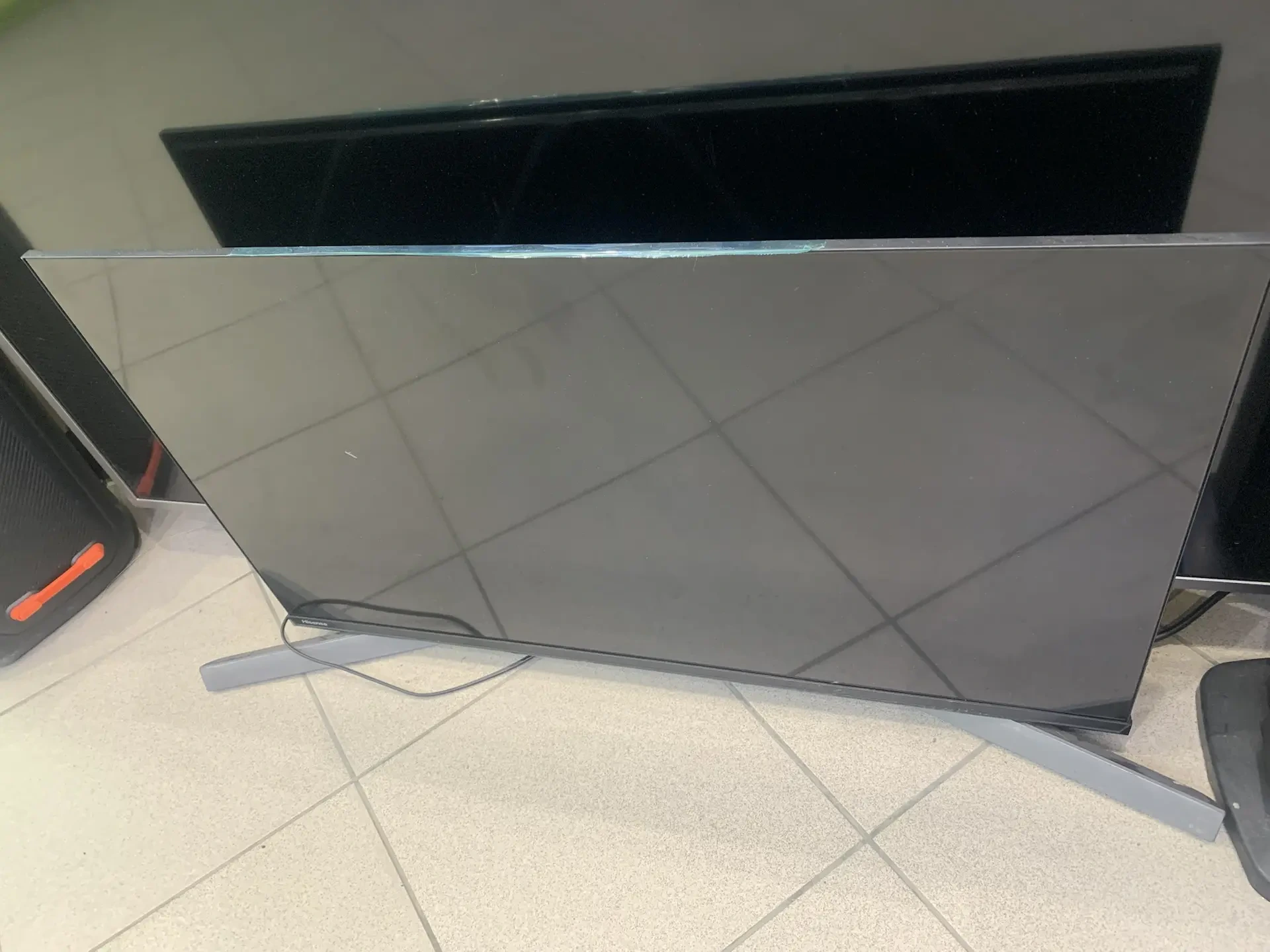 Телевизор Hisense 32A4Q RU